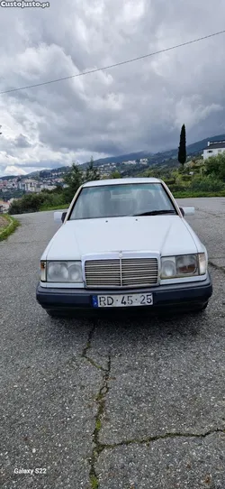 Mercedes-Benz C 200 4 velocidades