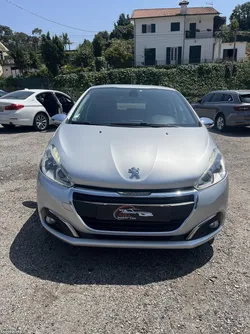 Peugeot 208 1.2 Plus