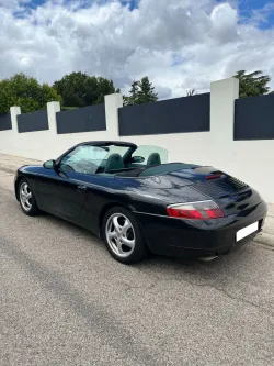 PORSCHE 911 Carrera 4 Coupé