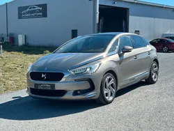 DS DS5 - 2.0 BlueHDI 180 Sport Chic - BVA / Caméra de recul et Aide au stationnement AV & AR / Sièges Cuir électrique / Démarrage Keyless / Jantes alu 18" / Très belle configuration / Garantie 3 mois