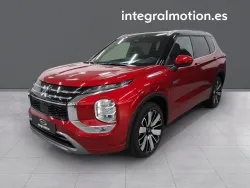 MITSUBISHI Outlander PHEV Kaiteki 4WD
