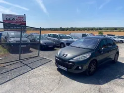 Peugeot 207 1.6 hdi 92cv toit pano EDITION LIMITEE SERIE 64