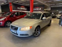 Volvo V70 2.0F 145CH Kinetic - 2ème Main - Suivi Complet - Distribution OK - Régulateur - Webasto - Clim - Siéges Chauffant - 100000KM