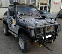 Suzuki Samurai SJ410 équipé tout-terrain(pour professionnel ou export)