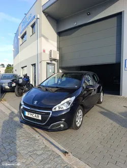Peugeot 208 1.6 BlueHDi Style