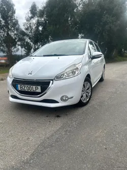 Peugeot 208 1.2 Vti Style