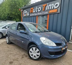 RENAULT Clio III 1.2 16v 75cv Expression/ 1er main/ 165 000km/ très propre/ Garantie/ idéal jeune permis