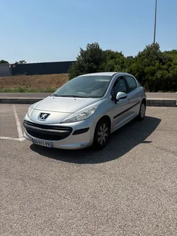 Peugeot 207 1.4 essence