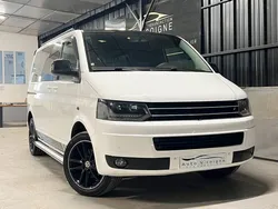 Volkswagen Transporter T5 Court / 2.0 TDI 140 ch DSG7 / 8 Places / GPS / Entretiens à jours