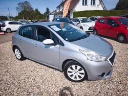 PEUGEOT 208 1.4 HDi 68ch BVM5 Like