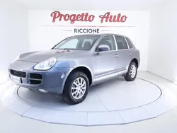 Porsche Cayenne 3.2 V6 250Ch TIPTRONIC - PASM CUIR GPS XÉNON ENTRETIEN COMPLET