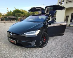 Tesla Model X 100D