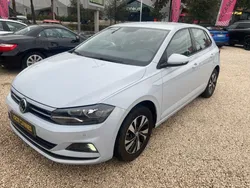 Volkswagen Polo VI Confortline Bsiness