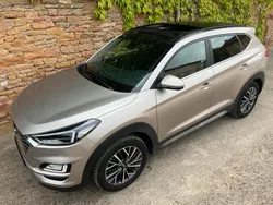 A SAISIR HYUNDAI TUCSON 1.6L CRDI 136CH. PREMIUM(toit ouvrant électrique panoramique)(caméra vue panoramique à 360°)PHASE2 2WD DCT7(boîte automatique) PREMIERE MAIN suivi HYUNDAI