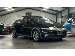 HONDA CIVIC 1.8 i-VTEC 140 / FINITION SPORT / 1ere MAIN / 5 PORTES