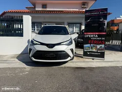 Toyota C-HR 1.8 Hybrid Square Collection