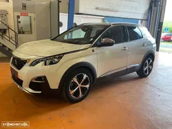 Peugeot 3008 PureTech 130 Stop & Start GPF EAT8 Crossway