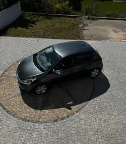 Peugeot 208 style 82