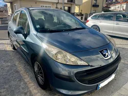 Peugeot 207 1.4i 90CV