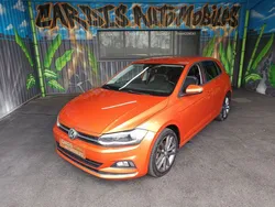 Volkswagen Polo (6) 1.6 TDI 95 DSG7 Carat Exclusive