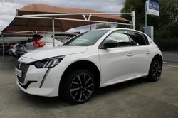 Peugeot e-208 GT-LINE.-6KMs-FULL EXTRAS/NOVO!