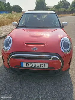 MINI 3 Portas Cooper SE Classic