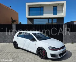 VW Golf GTI Performance BlueMotion DSG
