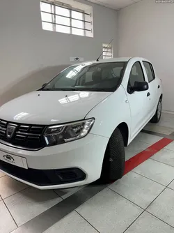 Dacia Sandero ESSENCIAL