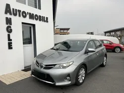 Toyota Auris 2.0 D4D 124 CH Finition Dynamic *Historique d'entretien Toyota