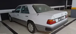 Mercedes-Benz 200 E