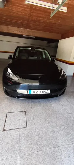 Tesla Model Y Long Range Tração Integral