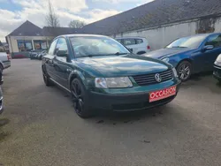 Volkswagen passat 4 1.6i essence 8v 100 ch