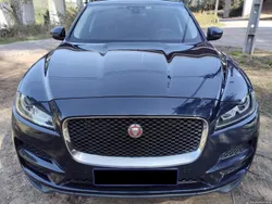 Jaguar F-Pace 2.0 i 4D Prestige - CX. Manual - GPS - Camara Marcha Tras - Classe 1 Portagens - DISTRIBUIÇAO NOVA