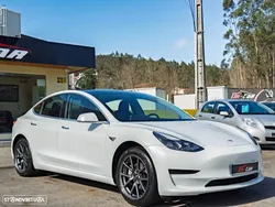 Tesla Model 3 Standard Range Plus RWD
