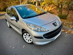 Peugeot 207 1.4 75 style 5p