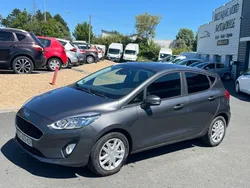 Fiesta essence garantie jusqu’à 60 mois 127 000 kms 2017