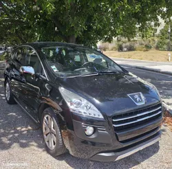Peugeot 3008 2.0 HDi Hybrid4