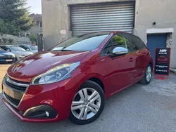 Peugeot 208 1.2 VTI 82 finition, style CarPlay GPS