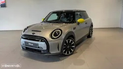 MINI 3 Portas Cooper SE Premium Essential