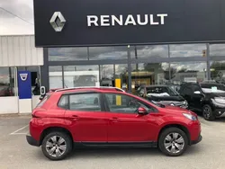 PEUGEOT 2008 1.2 e-THP 110 Active 05.2017 52900km 11 990E