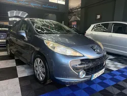 Peugeot 207 5porte 1.6hdi 110cv (reprise possible)