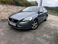 Volvo V40 2.0 150cv