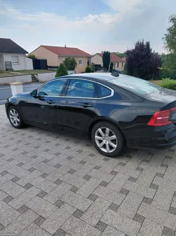 Volvo S90 sedan