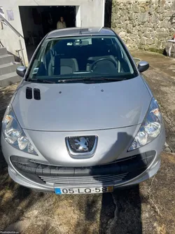 Peugeot 206 plus Económico