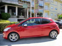 Peugeot 208 1.2 VTi Style