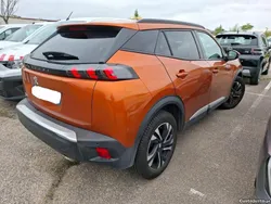 Peugeot 2008 1.5 BlueHDi Allure EAT8