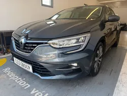 Renault megane iv (2) 1.5 blue dci 115 cv evolution edc