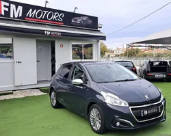 Peugeot 208 1.2 PureTech 82 cv Nacional