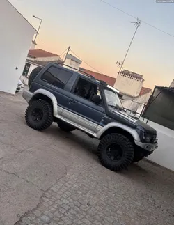 Mitsubishi Pajero Mk2