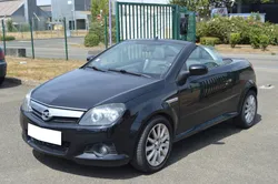Opel Tigra Twintop 1.4l 90CH- 168000KM - Entretien à jour - 4 Pneus neufs - CT OK - Climatisation - HardTop